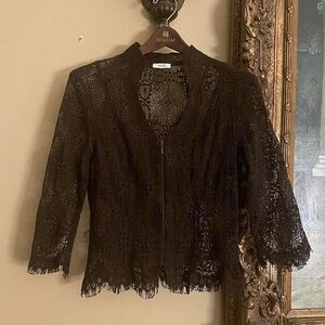 adorable brown lace top!